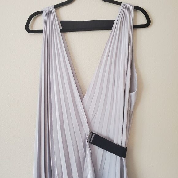 L'Agence Helene Silver Pleated Satin Maxi Dress Size Small - Picture 8 of 12